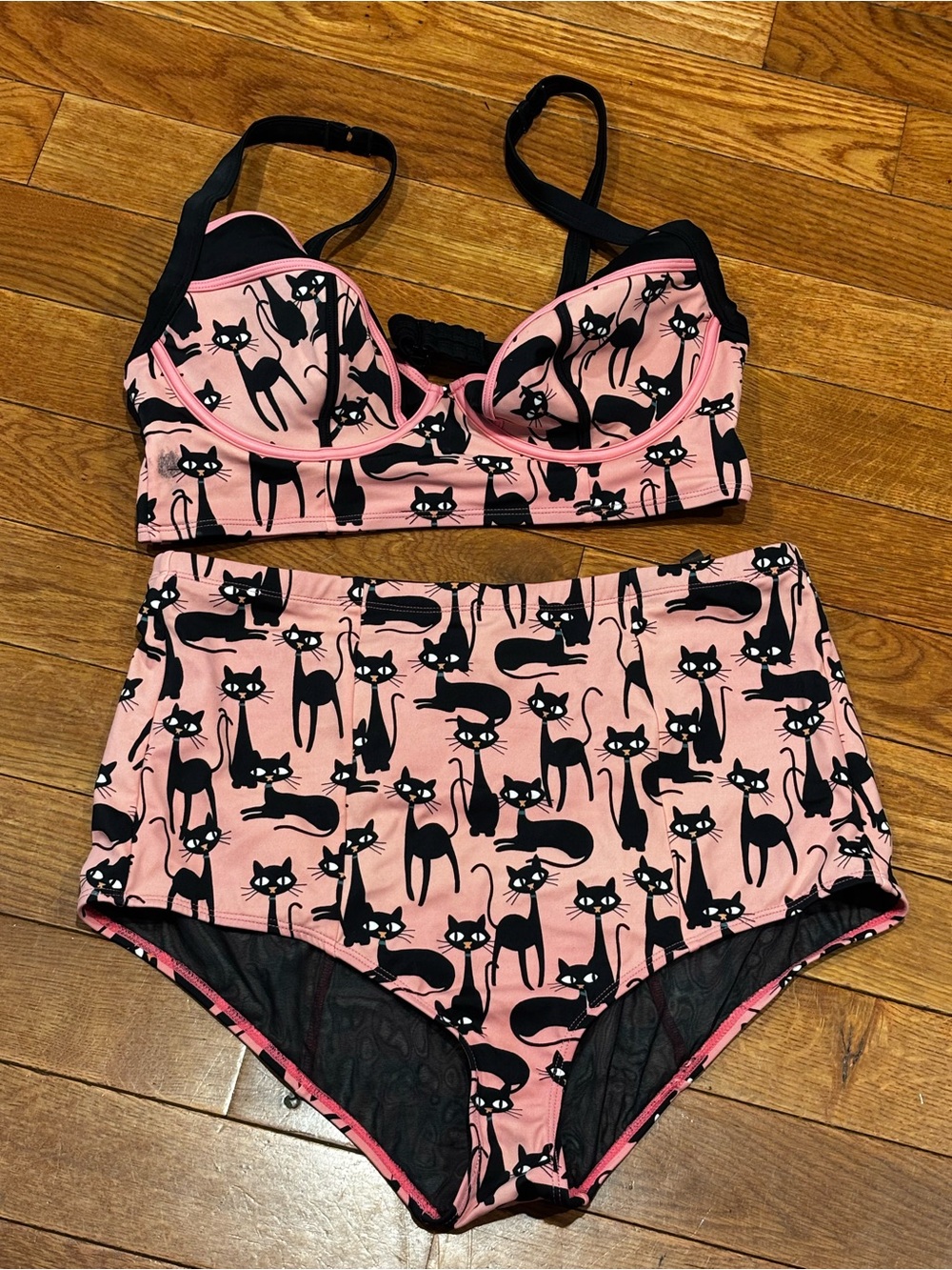 torrid Pink & Black Cat-Print High-Waist swim bikini-bottom and bra top Set sz 0